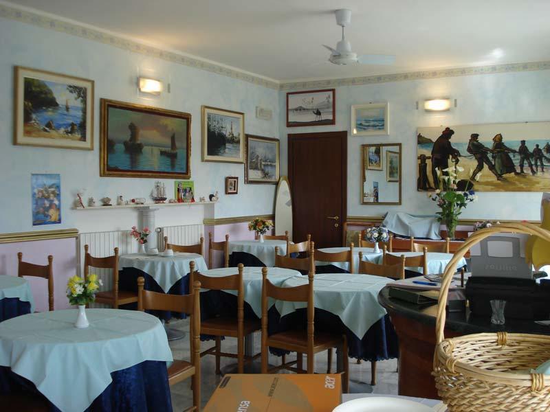 B&B Solana Noli Eksteriør billede