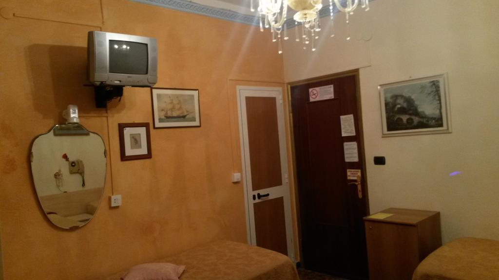 B&B Solana Noli Eksteriør billede