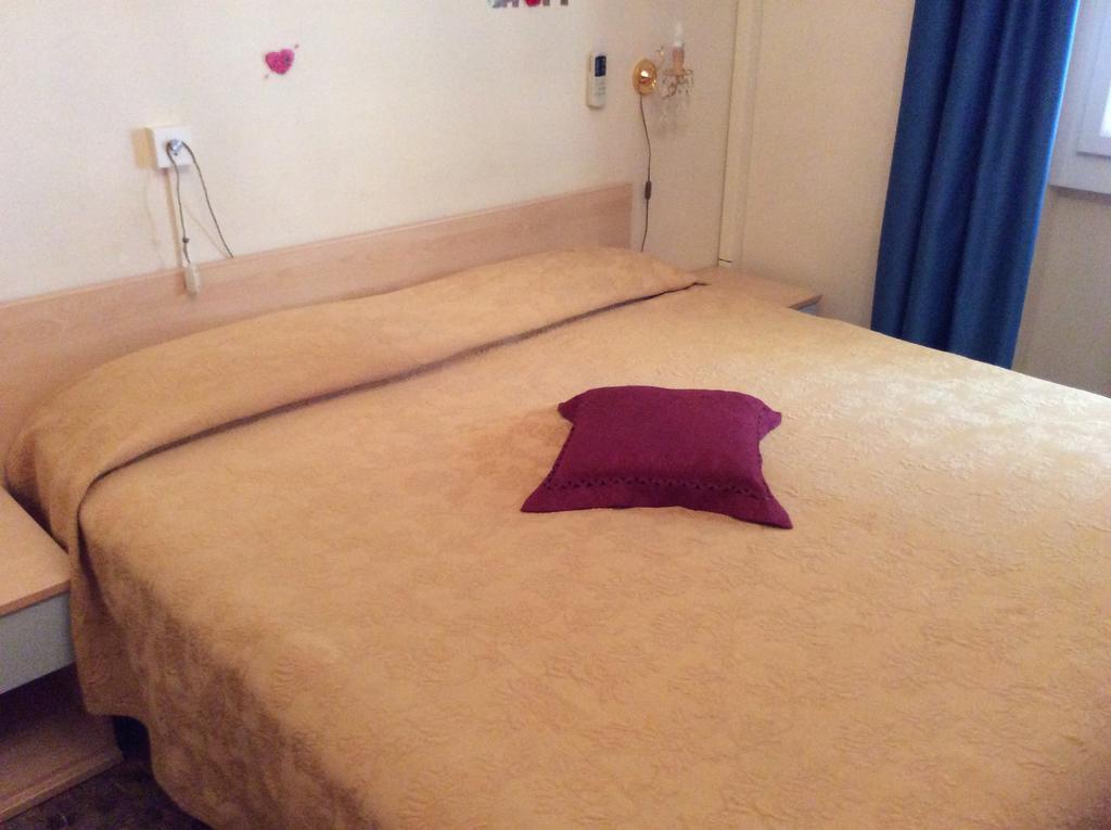 B&B Solana Noli Eksteriør billede